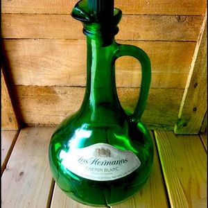 1970βs Vintage Los Hermanos Chenin Blanc Wine